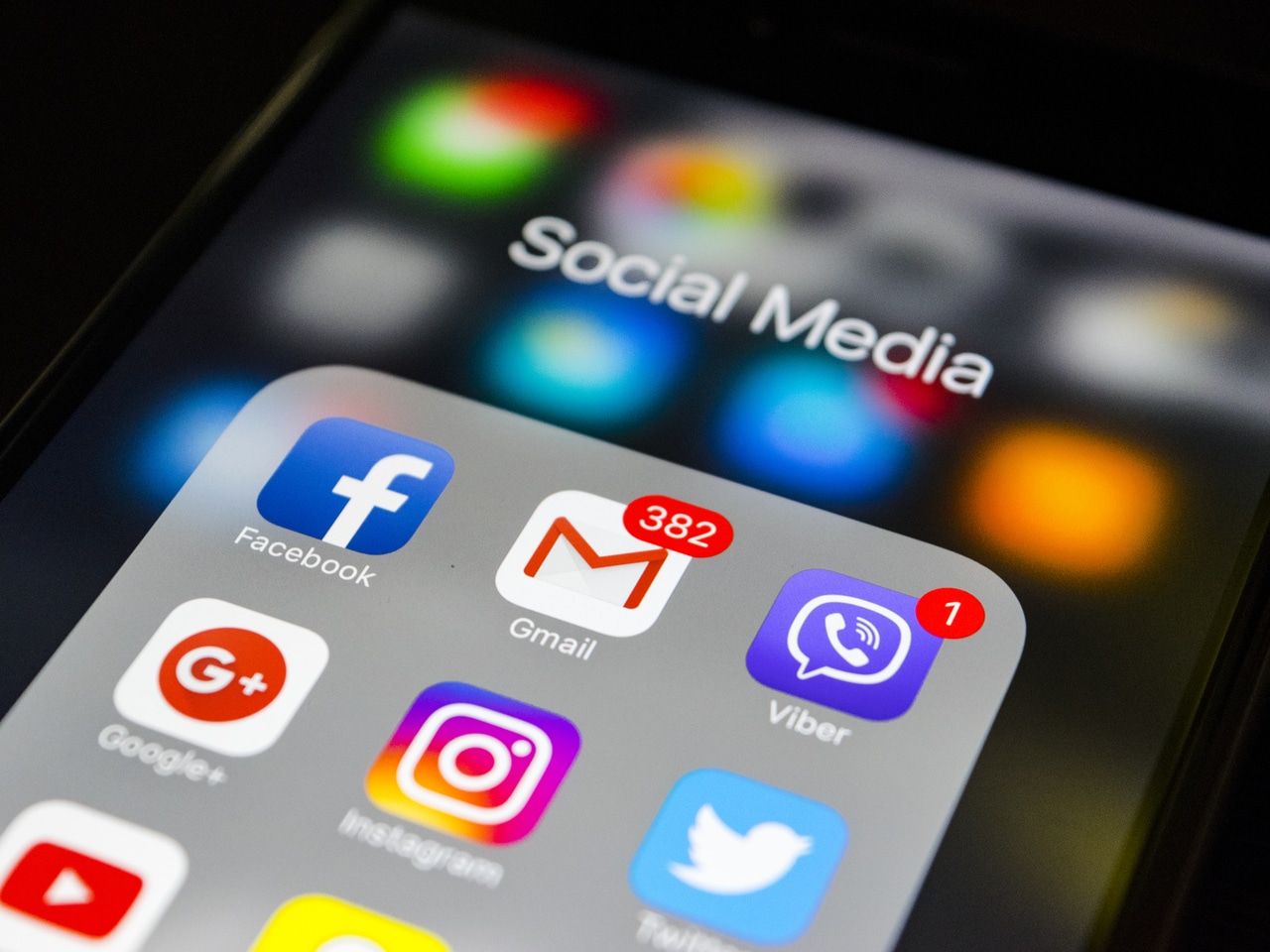 iPhone vs. Android Narzędzie do Social Media?